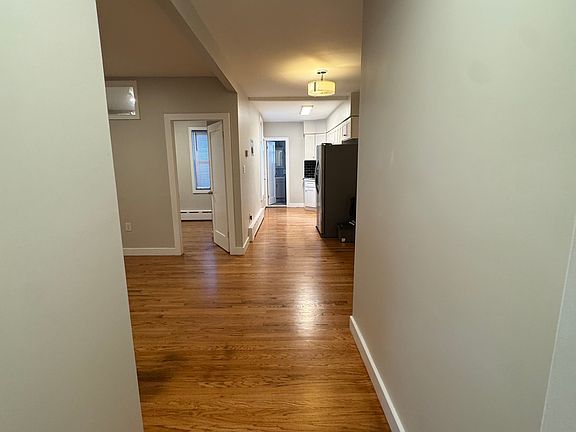 4th image of 309 Covert St #1