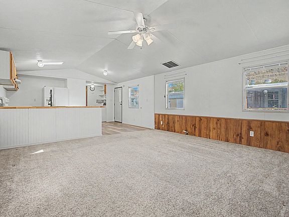 5th image of 105 E 8th St Unit 14
