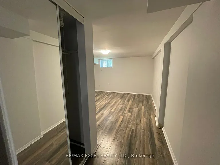 244 Demaine Cres #BASEMENT — Photo 9