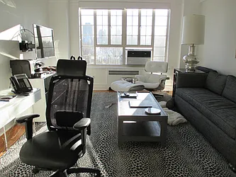 Rented by Rita S Citrin, LREB