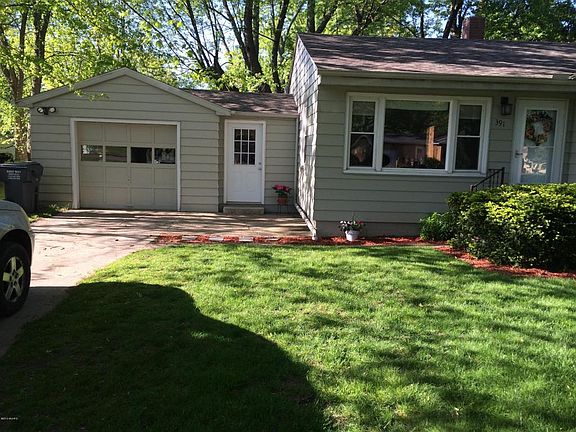 3rd image of 391 Dale Ave