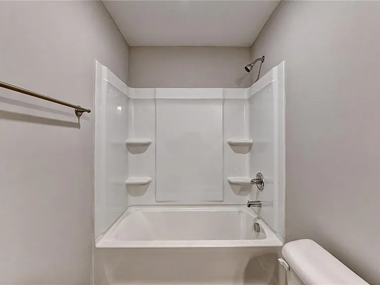 2776 Laurel Ridge Cir — Photo 36