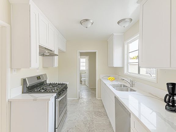 4th image of 1303 W Ivyton St