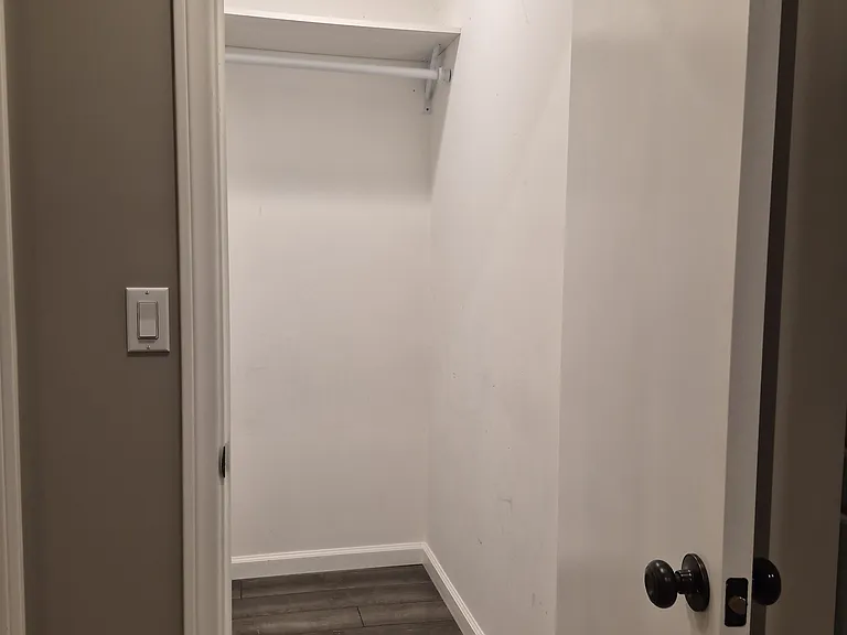 502 1/2 S Ivy Ave #502-1/2 — Photo 8