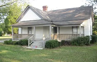 1627 Highway 81 E photo 1