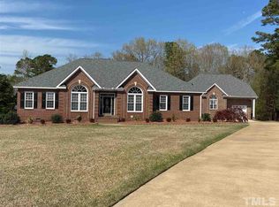 137 Highland Dr, Angier, NC 27501