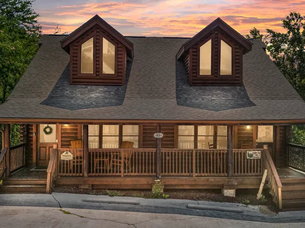 350 Big Bear Way, Pigeon Forge, TN 37863