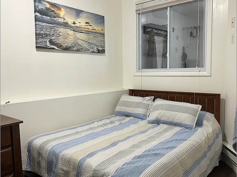 321-325 Meridian St #3 — Photo 6