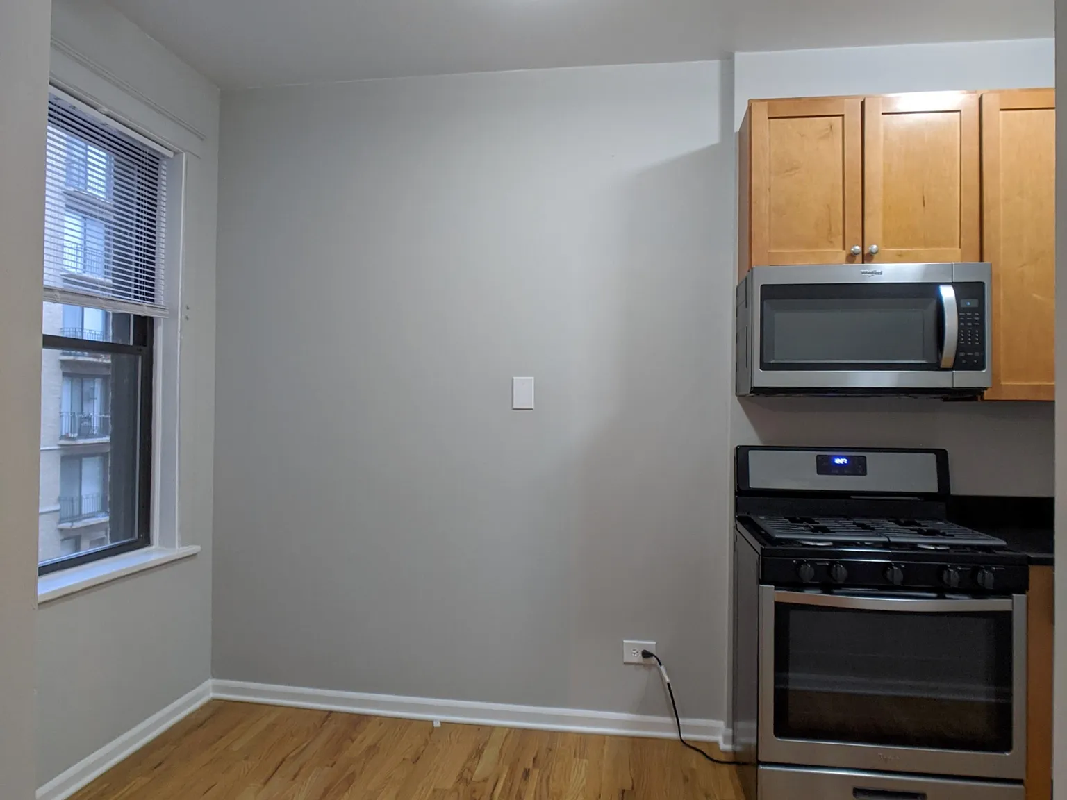 1 bed, 700 sqft, $1,850 — Photo 2