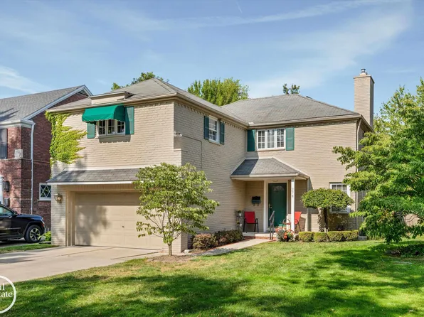 278 Fisher Rd, Grosse Pointe Farms, MI 48230