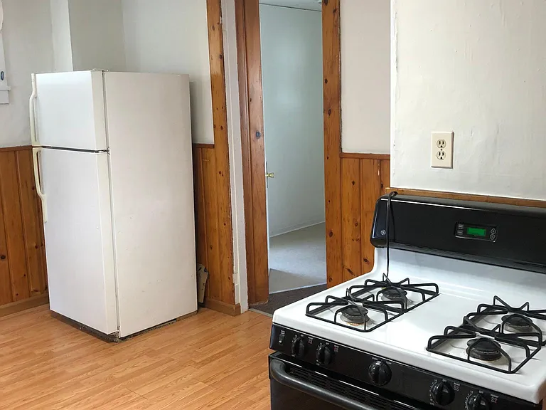 71 Vine St #1 — Photo 8