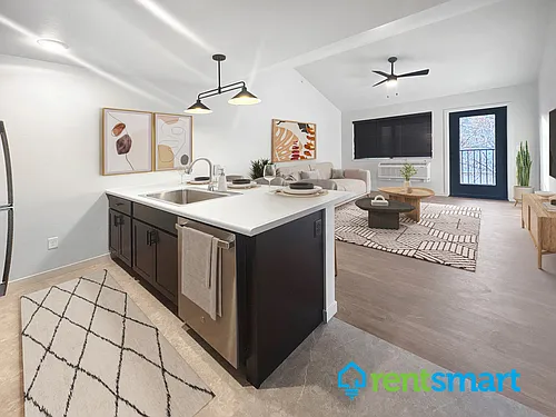 2405 Arcadia Dr #101 Photo 1
