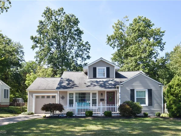 414 Glen Park Dr, Bay Village, OH 44140