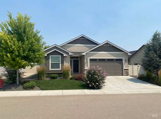 9256 W Tillamook Dr, Boise, ID 83709