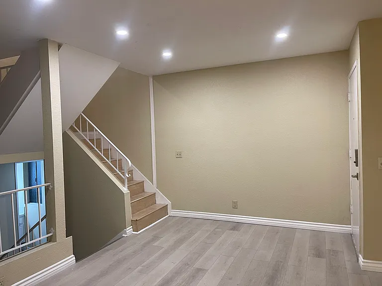1005 Ficus Ln — Photo 7