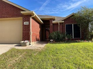 5016 Prestwick Dr, Fort Worth, TX 76135