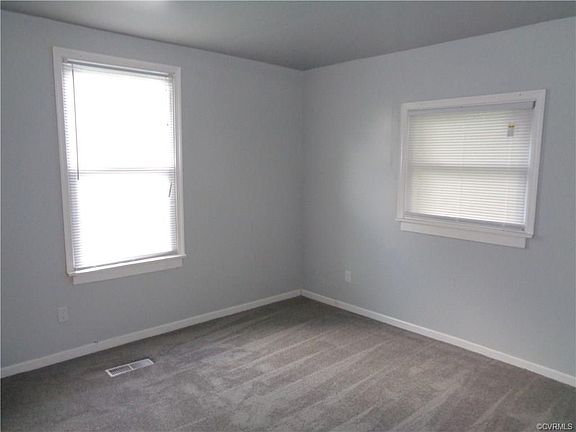4th image of 122 Grigg St