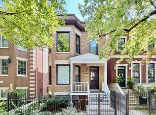 1721 W Nelson St APT 3R, Chicago, IL 60657