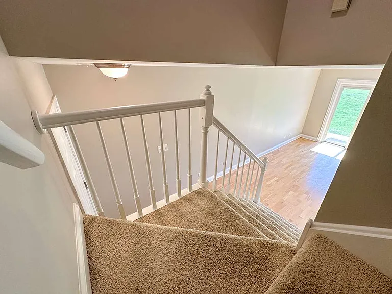 11 Foxcroft Rd #127 — Photo 8