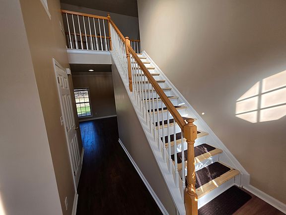 4th image of 9039 Black Powder Ln