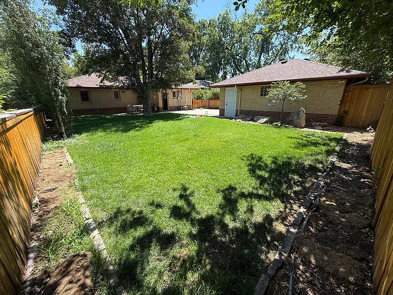 721 Judson St — Photo 14