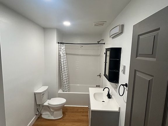 2nd image of 311 W Market St