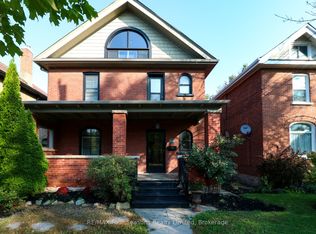 143 4th St W, Collingwood, ON L9Y1R6