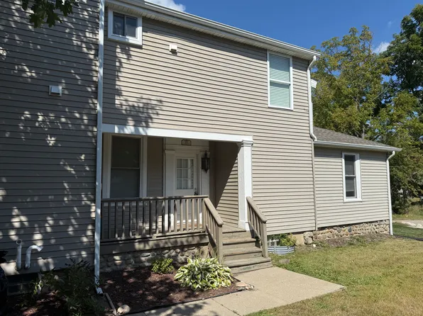 219 S Main St APT 1, Romeo, MI 48065