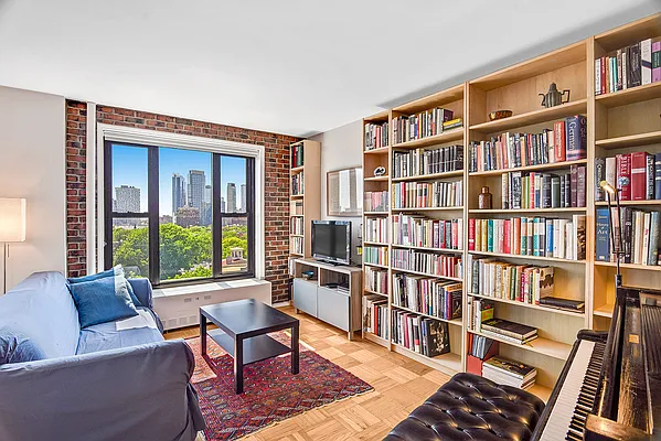 Sold by Owner | media 5