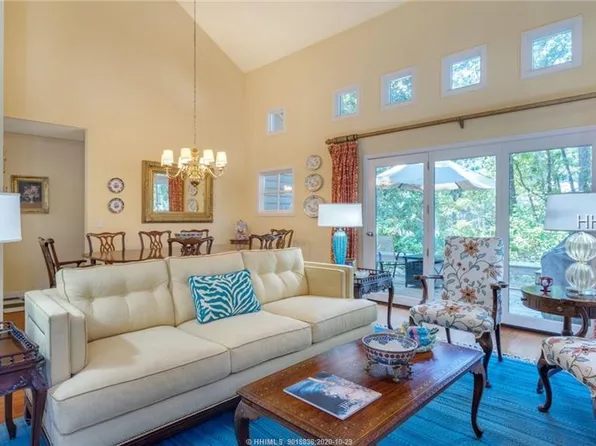 1 Wildwood Rd, Hilton Head Island, SC 29928