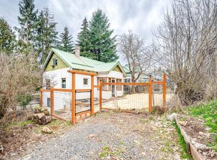 415 S Pine St, Troy, ID 83871