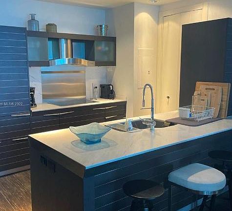 3rd image of 200 Biscayne Boulevard Way APT 4611