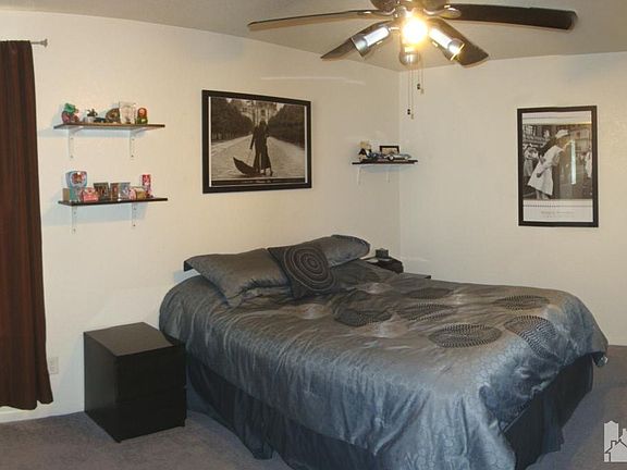 5th image of 406 Primrose Dr Unit B