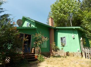 98244 Elk Creek Rd, Myrtle Point, OR 97458