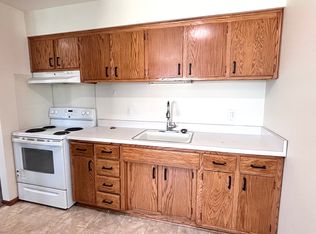905 Oak Ave #208, Tomah, WI 54660