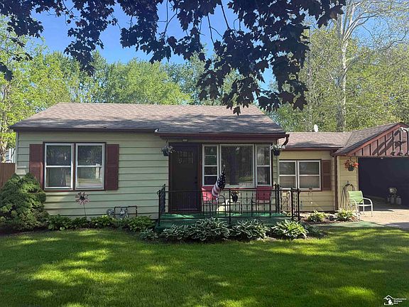 2nd image of 750 Pickard Rd