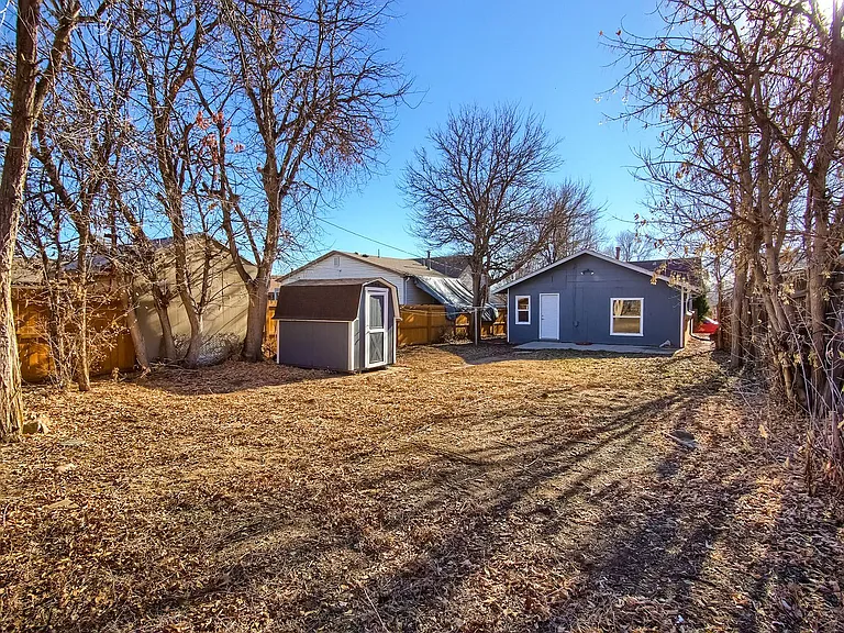 3467 W Dakota Ave — Photo 16