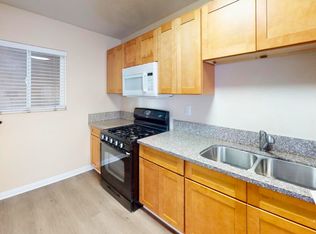 1281 W 37th Pl #3B-3BA-1534SQFT, Los Angeles, CA 90007
