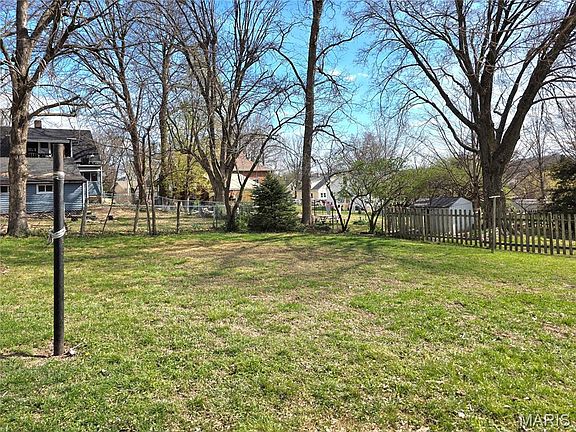 5th image of 600 Locust St