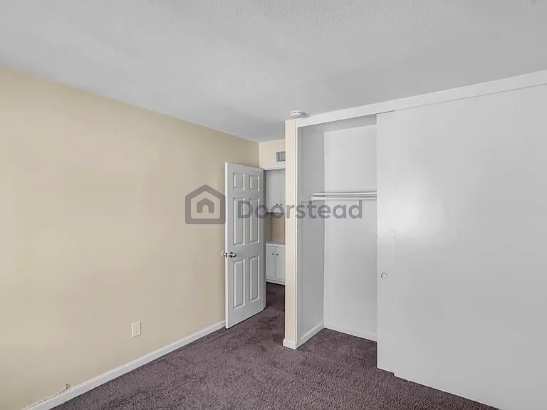 2521 W Sunflower Ave #J12 — Photo 16
