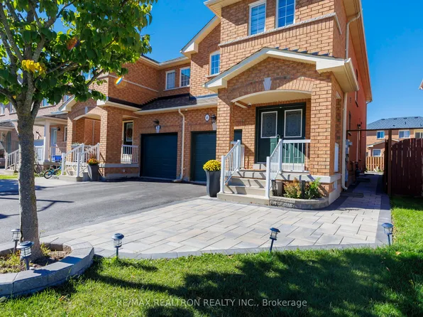 48 Briarcrest Dr #Basement, Markham, ON L6C 3E7