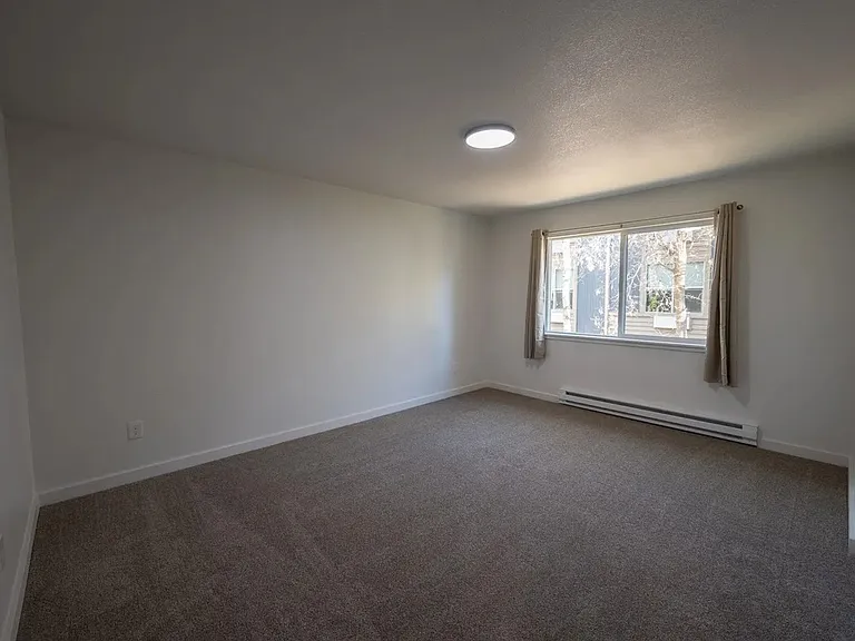 19 Colorado Ave — Photo 6