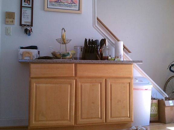 3rd image of 937 Christian St #2A
