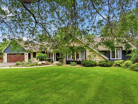 2nd image of 8913 S Minnehaha Cir