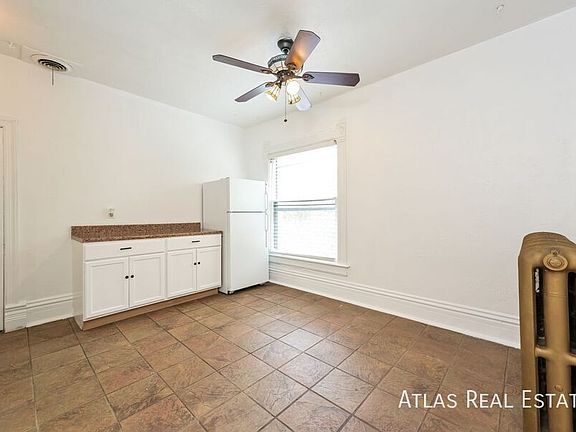 4th image of 1410 N Gilpin St #3