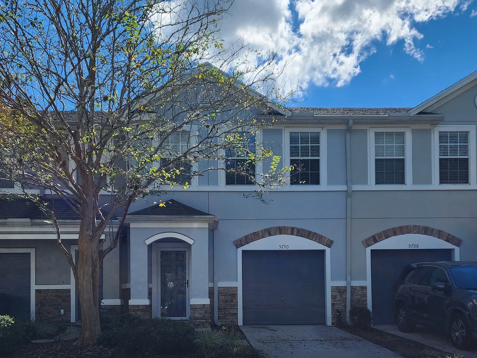 2 bed, 2.5 bath, 1499 sqft, $1,750 — Photo 1