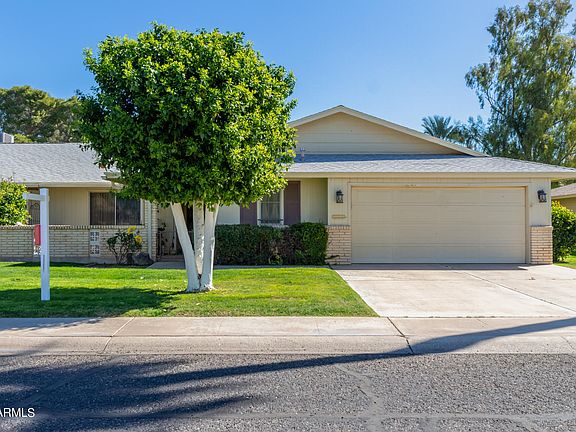 2nd image of 9439 N 110TH Avenue