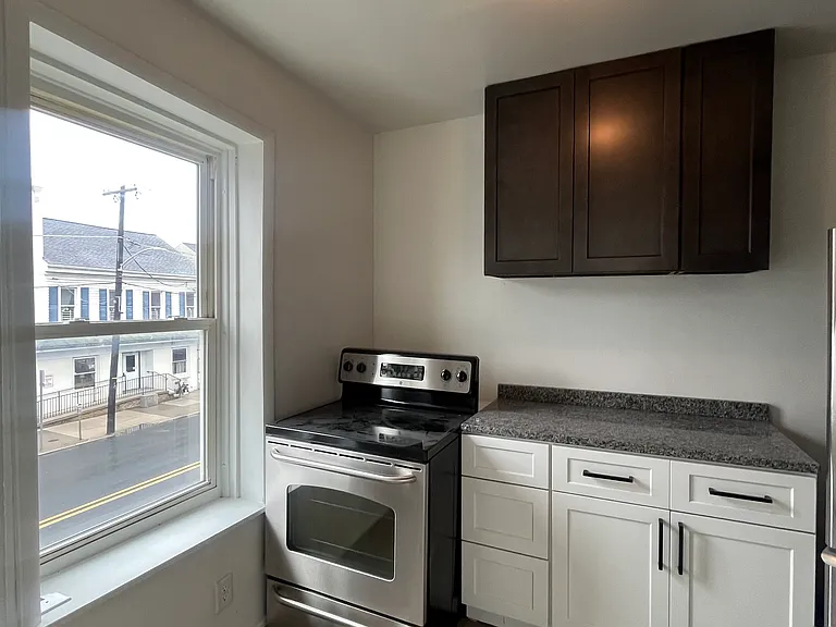 131 Carlisle St #F4 — Photo 2