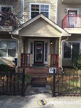 front entry from Highland Ave.