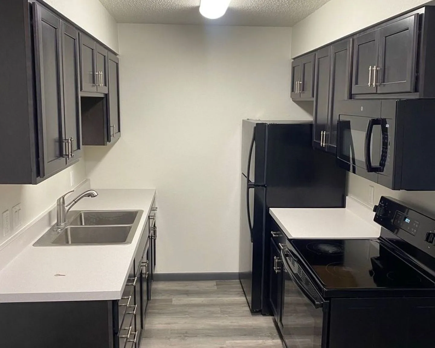 Rose Hill Apartments — Photo 3
